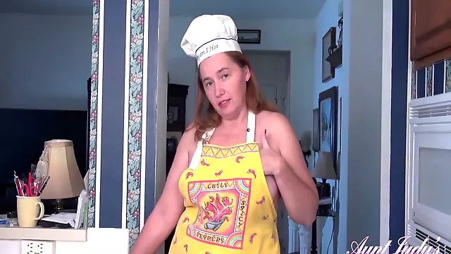 Cookin In The Kitchen W 48yo Real Texas Redhead Natasha