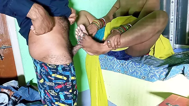 चूत में वीर्य, झड़ना, भारतीय, बीबी, माँ, भारतीय Footjob, भारतीय पत्नी, माँ के साथ घर घर पर चुदाई