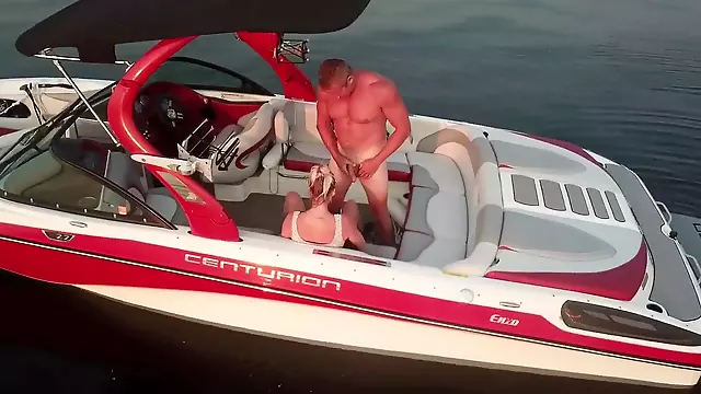 Porn hup, boats, amateur