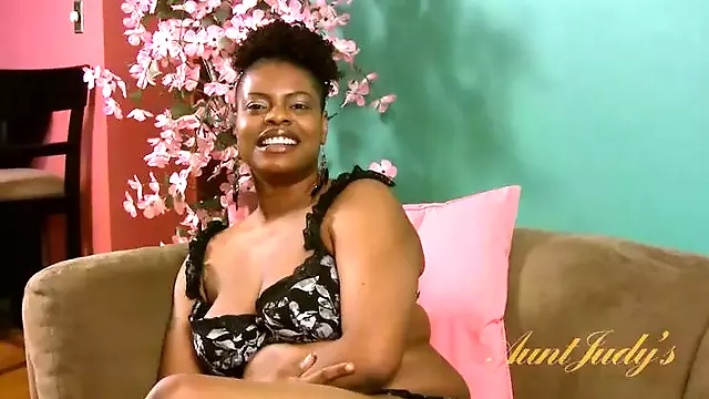 Chubby ebony mommy Necie gives a naked interview.