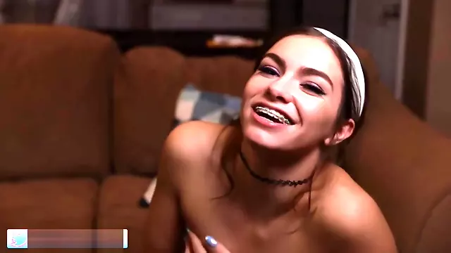 Sexy Camgirl Deepthroats Dildo While She Talks Dirty