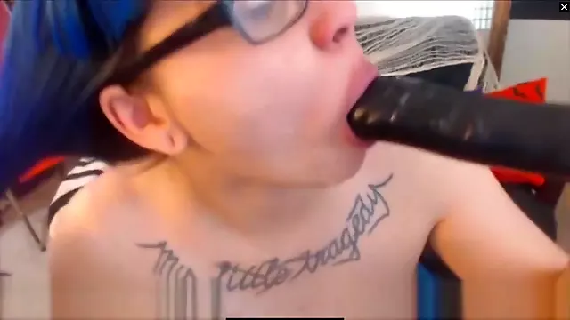 Super Horny Chubby Inked Emo Ready For Heavy Orgasm