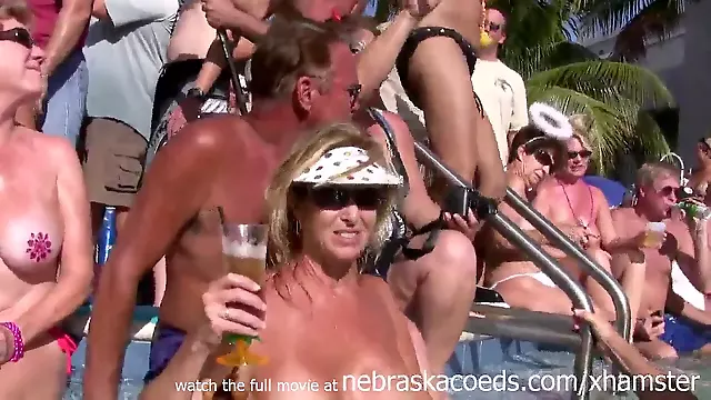 College party, outdoor mom long, party amateur