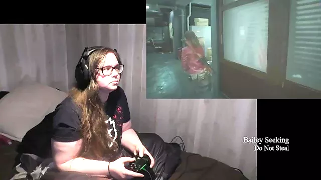BBW Gamer Girl Drinks and Eats While Playing Resident Evil 2 Part 5
