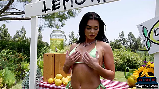 Lemonade stand with a big boobs MILF