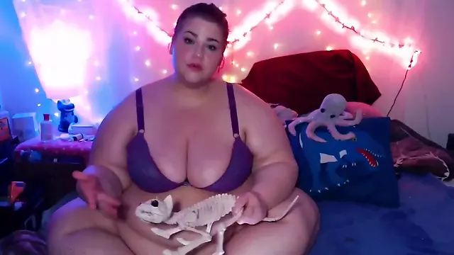 Because I m worth it - Hd webcam show with busty BBW