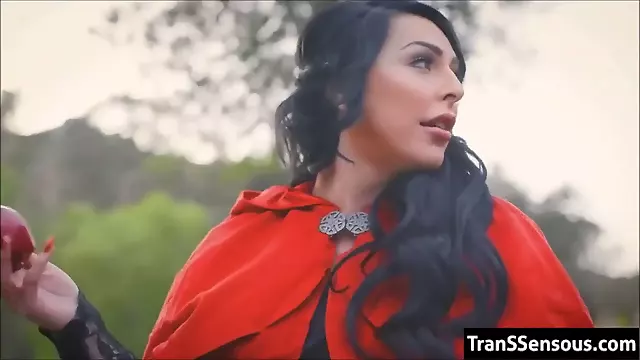 Çalanşik Kobud, Turk Trans, Ağırsikişmə Lezbilər, Trans, Trans Evde, Trans Lezbi, Lezbiyen Xalawka