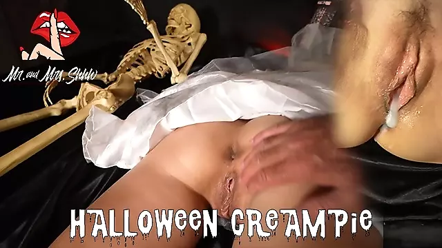 Halloween Teen Bride Gets Fucked and Creampied! No Tricks Just Treats POV