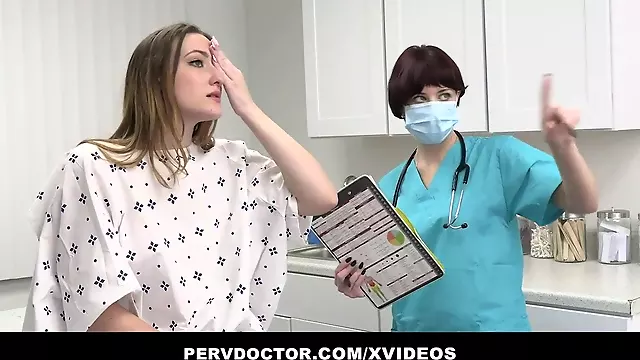 Cute Teen Everly Haze Requires A Doctor's Attention